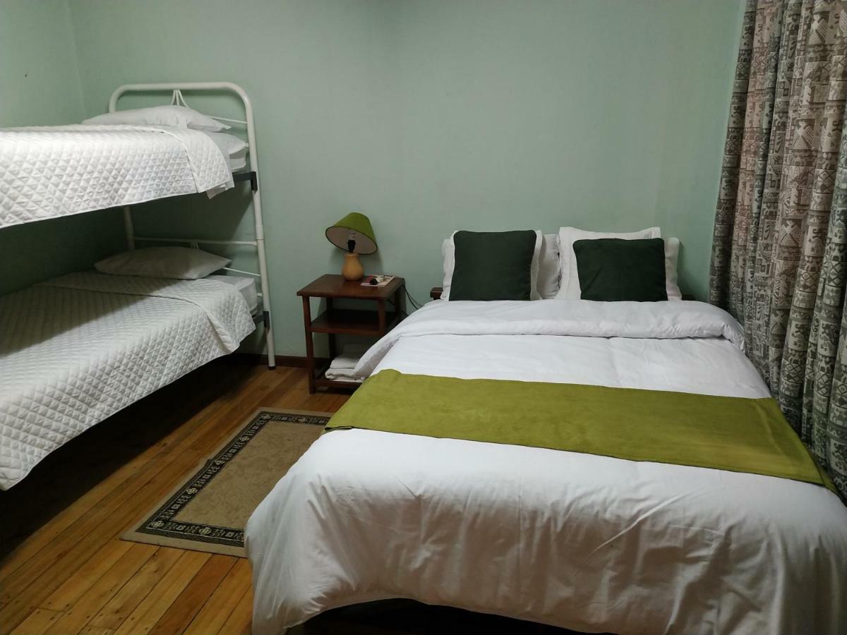 Aleida'S Hostal Puembo Zewnętrze zdjęcie