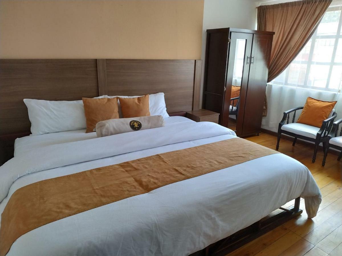 Aleida'S Hostal Puembo Zewnętrze zdjęcie