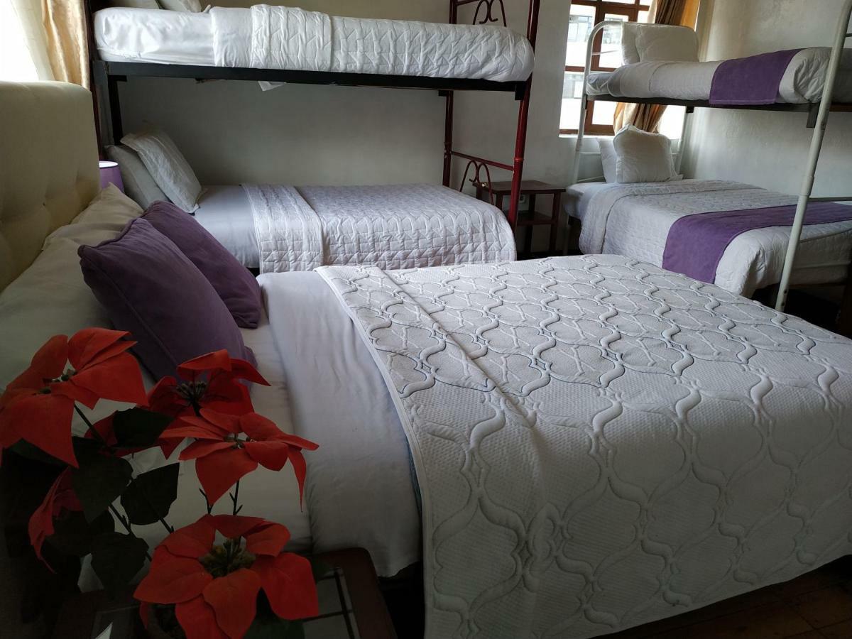 Aleida'S Hostal Puembo Zewnętrze zdjęcie