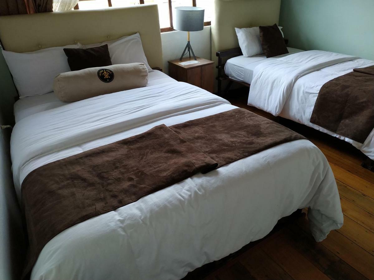 Aleida'S Hostal Puembo Zewnętrze zdjęcie