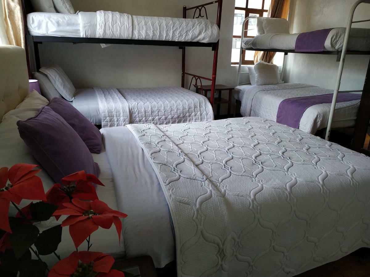 Aleida'S Hostal Puembo Zewnętrze zdjęcie