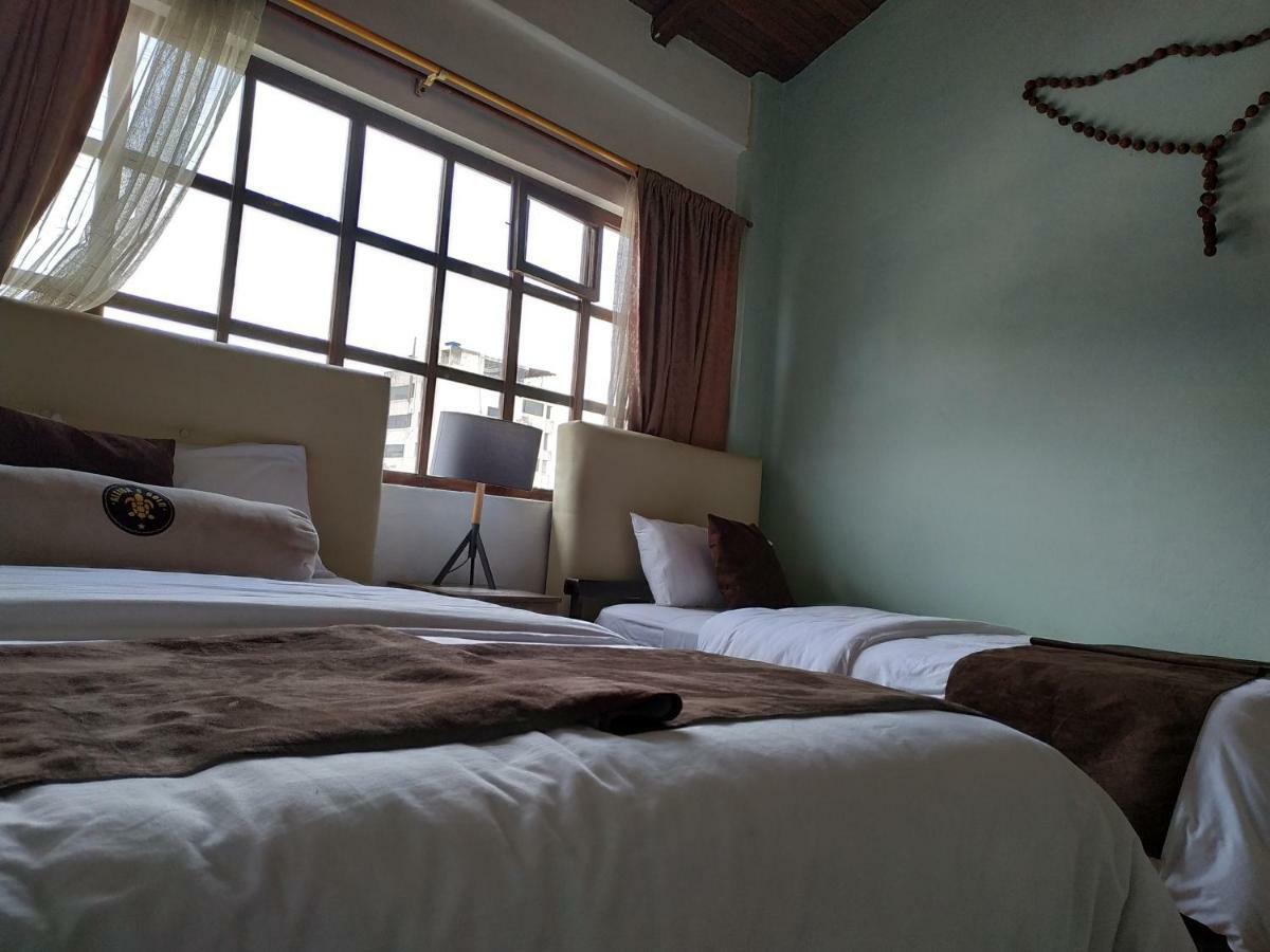 Aleida'S Hostal Puembo Zewnętrze zdjęcie
